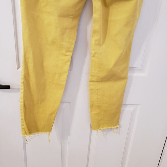LOFT modern skinny crop soft yellow denim jeans - Picture 5 of 10